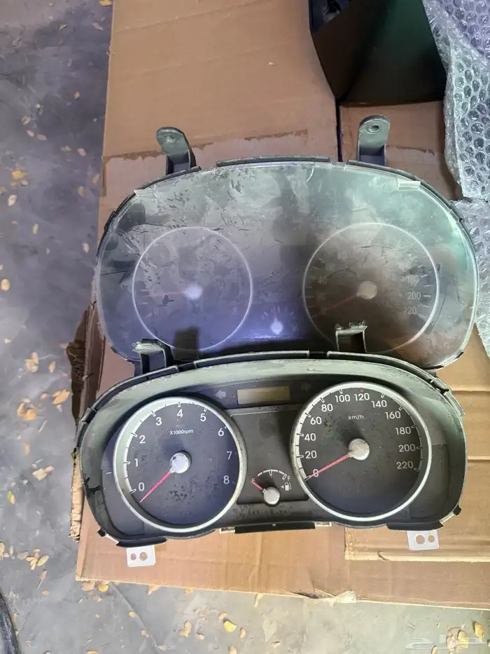 طبلون اكسنت 2010 واحد ازرق واحد اخضر 0