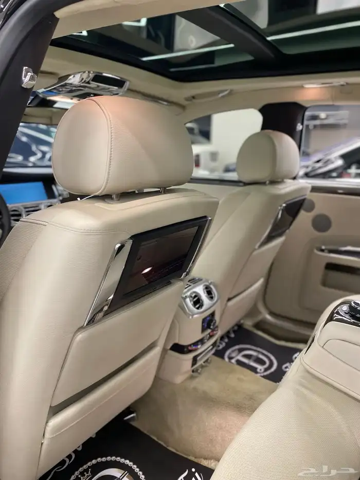 رولز رويس قوست 15