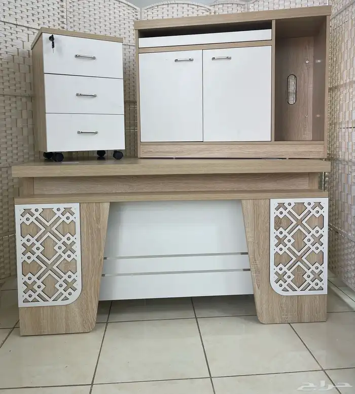 طاولة مكتب وخزانة مكتب وطاولة خدمة بتصميم فاخر 37