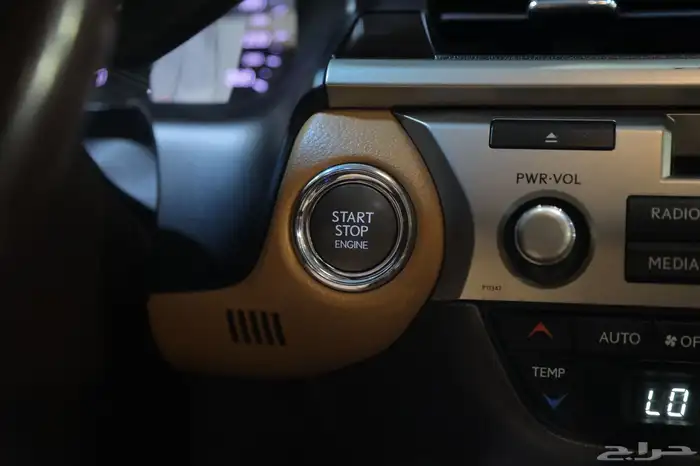 لكزس ES 350 CC 2018 عبداللطيف جميل سعودي 21