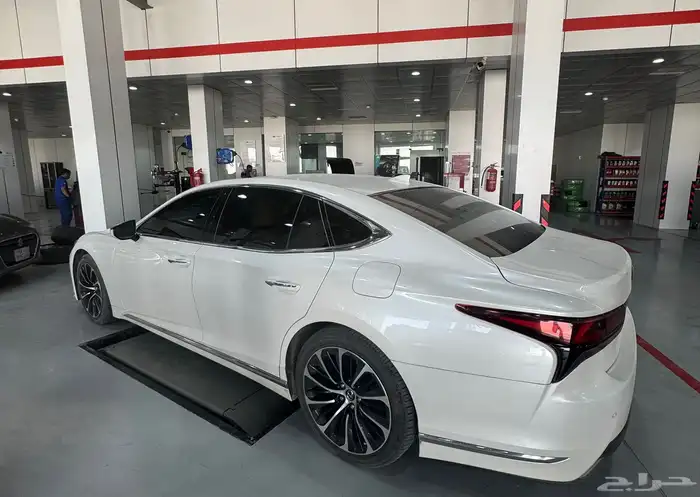 لكزس 500 LS   BB 7