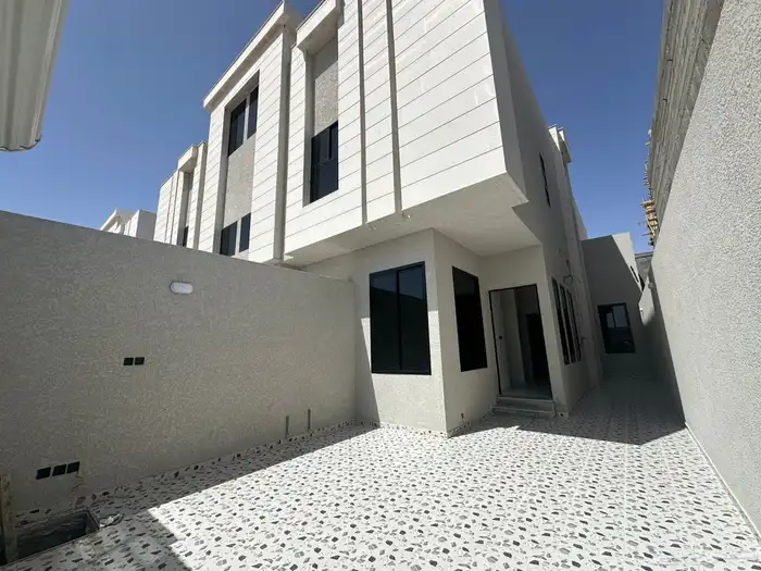 للبيع شقق تمليك بحي الراجحي (النرجس ) 1