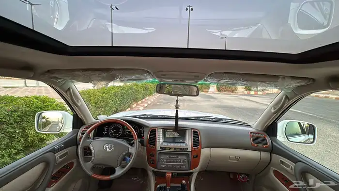 تويوتا لاندكروزر VXR مخزن بريمي 2006 21
