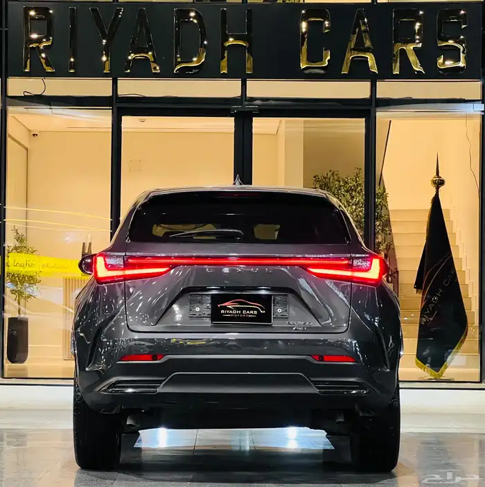 لكزس NX 350 Hybrid 2023 3