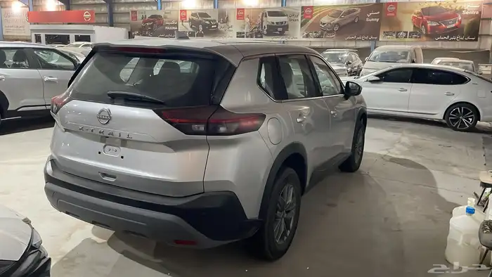 نيسان اكس تريل 2025 ستاندر 7مقاعد ديل 2