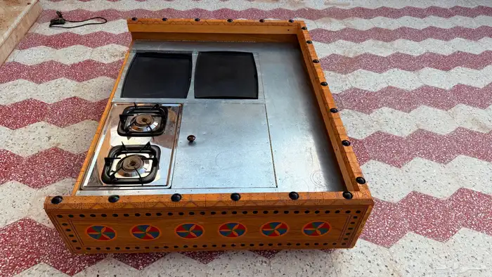 منقل خشب تفصيل مع نقش قديم 1