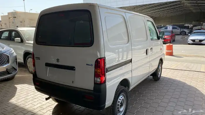 سوزوكي ايكو فان 2026 38