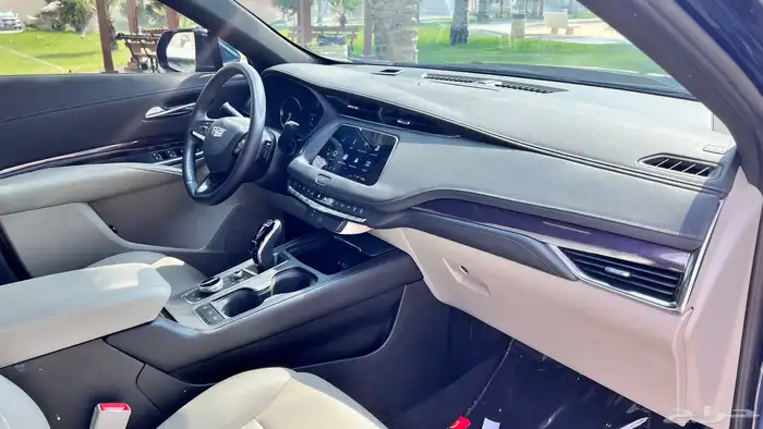 كاديلاك XT4-موديل 2022 خليجى 5