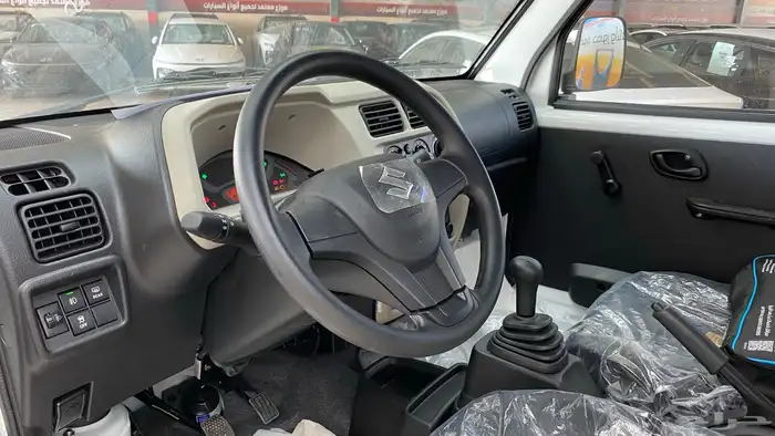 سوزوكي ايكو فان 2026 12