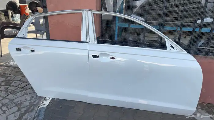 باب امامي وخلفي يمين هوندا اكورد 2023_2024_2025 ابيض لؤلؤي 0