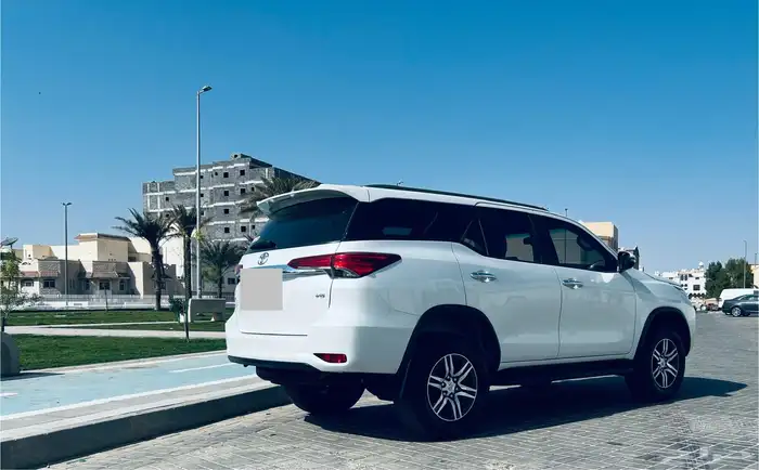 جيب فورشنر 6سلندر VX 12