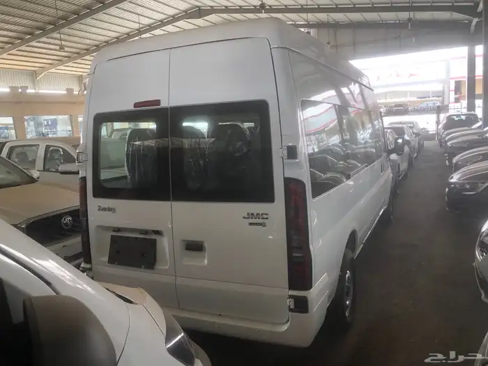 جي ام سي باص 15 راكب ديزل سقف عالي موديل 2026 3