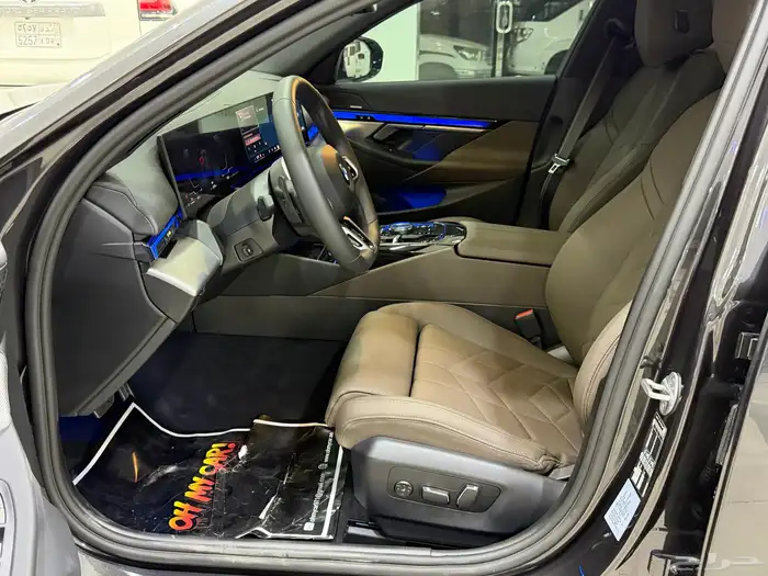BMW 2025 520i فل كامل مستورد 35