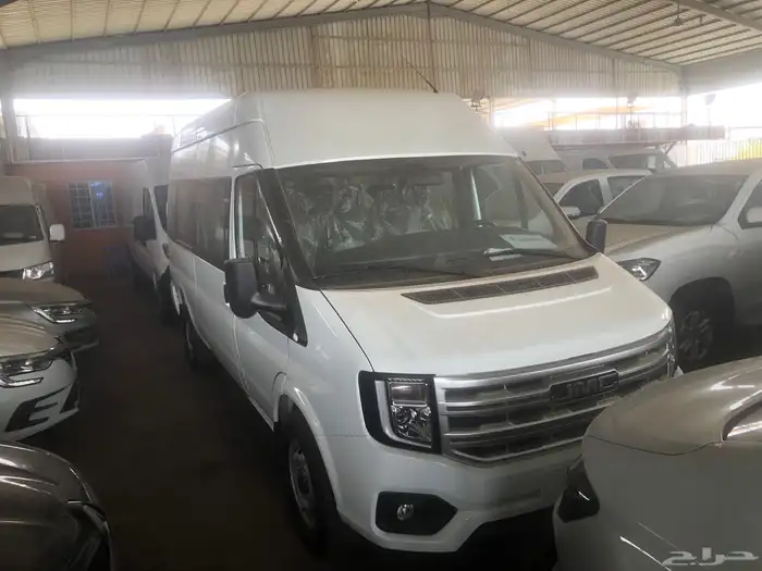 جي ام سي باص 15 راكب ديزل سقف عالي موديل 2026 0