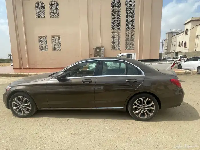 c300 مرسيدس 2017 5