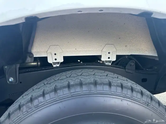 هايلوكس 2012 غمارة نادرة ونظيفة جداا 8