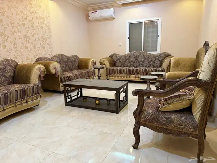 كنب مجلس 6 4 مع طاولات 1