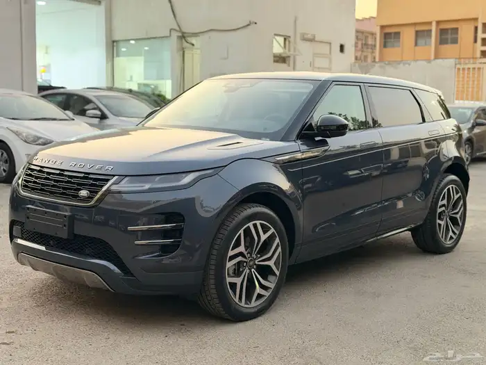 رنج روفر 2025 SE250 ديناميك مستورد جديد اصفار 3