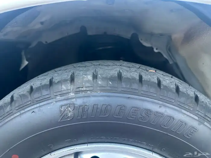 هايلوكس 2012 غمارة نادرة ونظيفة جداا 9