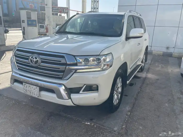 لاندكروزر مديل 2016سعودي رقم 3 0