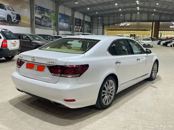 لكزس LS460موديل 2014 4