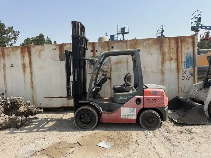 فوركلفت تيوتا عدد 2 للبيع 0