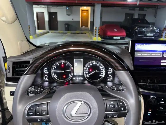 جيب لكزس LX570 موديل 2019 مالك اول 2
