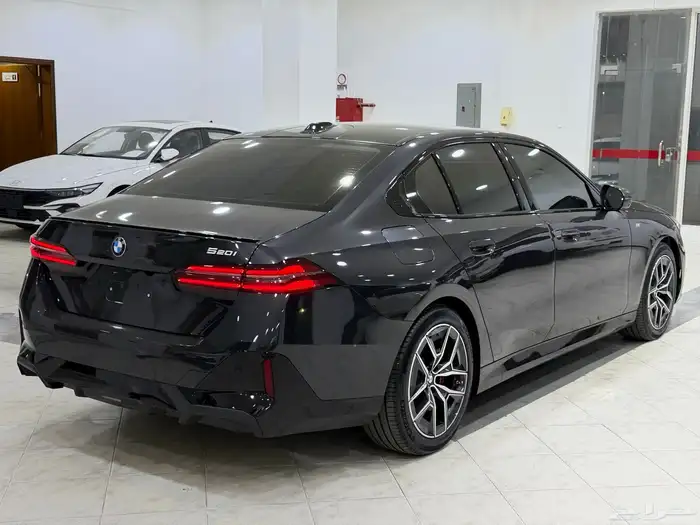 BMW 2025 520i فل كامل مستورد 12