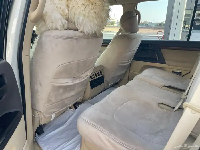 لاندكروزر مديل 2016سعودي رقم 3 10