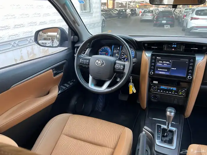 فورتشنر 2023 بنزين نظيف جدا لدى قمة الاطلال 23