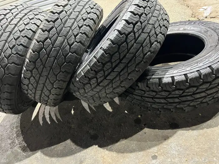 كفرات ربع حجري ريدنز مقاس 265 70 17 12