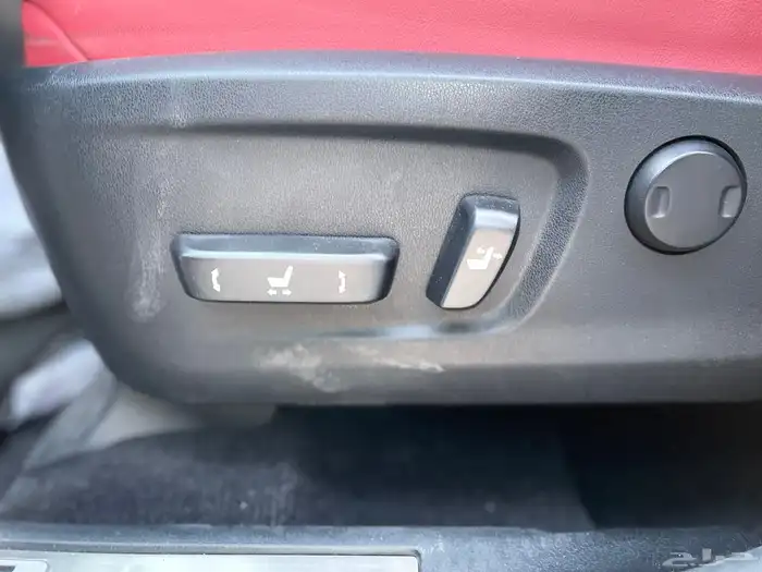 لكزس-RX350-2021(ممشي40الف)اف سبورت 32