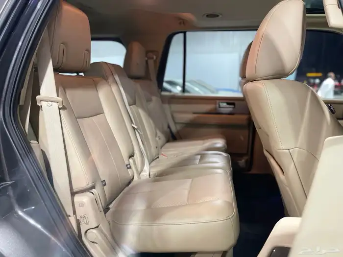 فورد اكسبيدشن 2016 ليمد 12