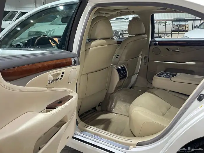 لكزس LS460موديل 2014 9
