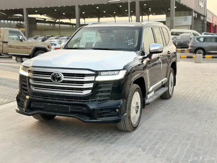 تويوتا لاندكروزر الموديل2025 فل كامل وارد الكويتVX.S 0
