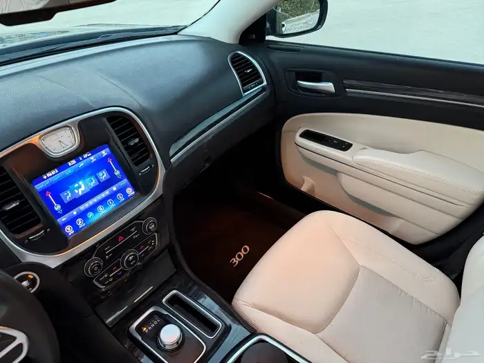 كرايسلر C300-2017 58