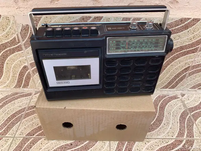 راديو ومسجل ياباني نظيف شغال صافي 2