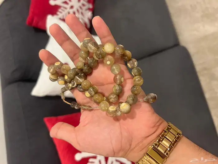 سبحة من جلد الذيب الطبيعي لون وخامه 2