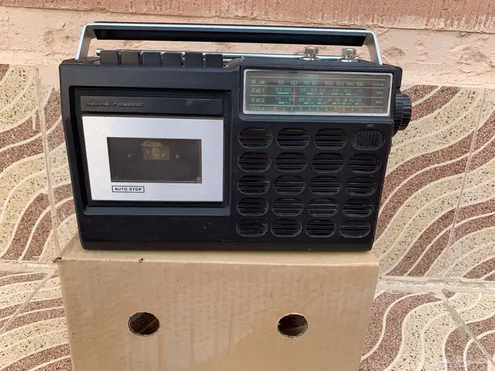 راديو ومسجل ياباني نظيف شغال صافي 0