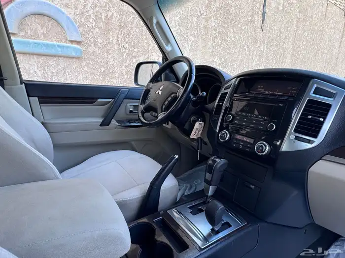 مستبيشي باجيرو 2020 GLS لوني بني 23