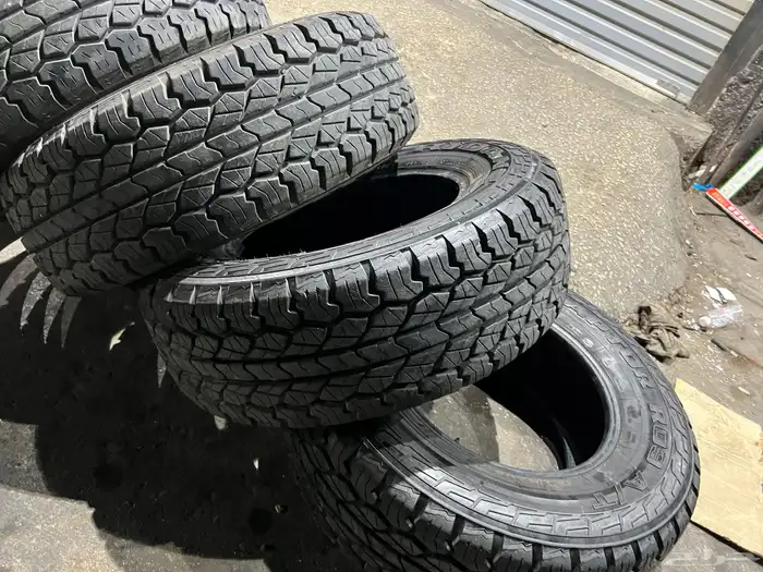 كفرات ربع حجري ريدنز مقاس 265 70 17 9