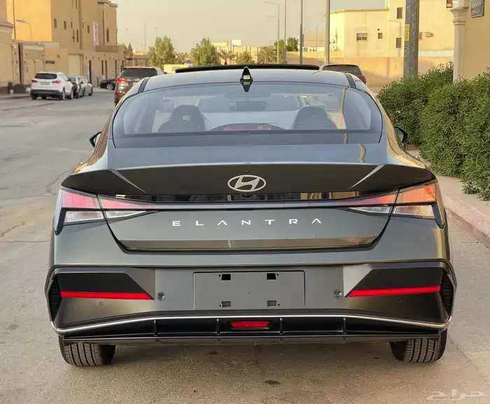 هونداي - إلنترا -2025-كمفورت- اصفار- بطاقة جمركية- بنزين 2