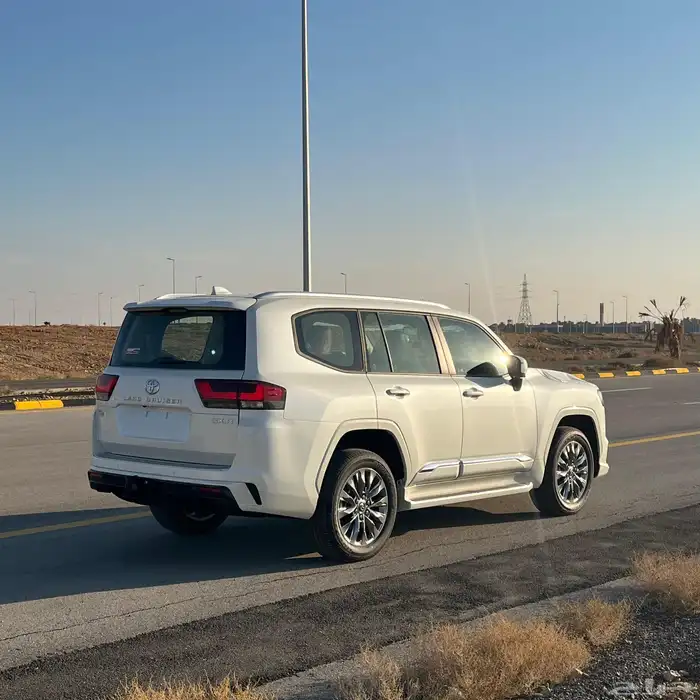 تويوتا لاندكروزر - GXRS 2025 - كاش واقساط 4