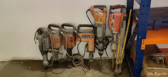 معدات تأجير معدات للبيع 17