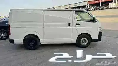 تويوتا هايس 2025 سقف واطي قير عادي بنزين بضاعة 3