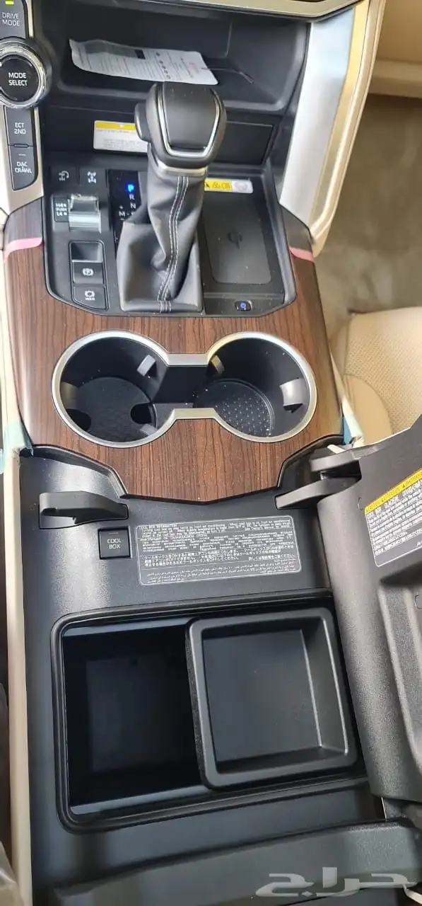 لاندكروزر Gxr L5 2024 21