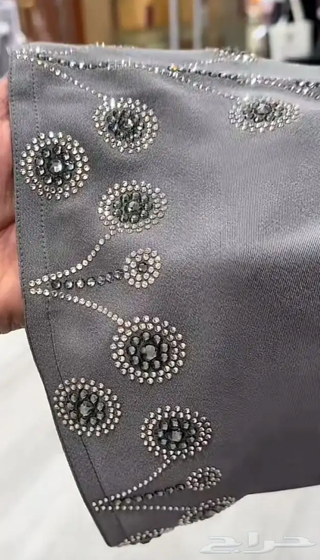 تركيب خرز و كرستال شغل يدوي 2