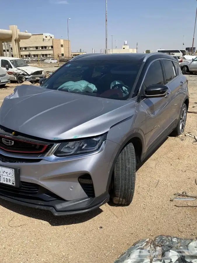 سيارة جيلي كولراي (المالك الثاني)الصدمة كما هو موضح بالصورة 9