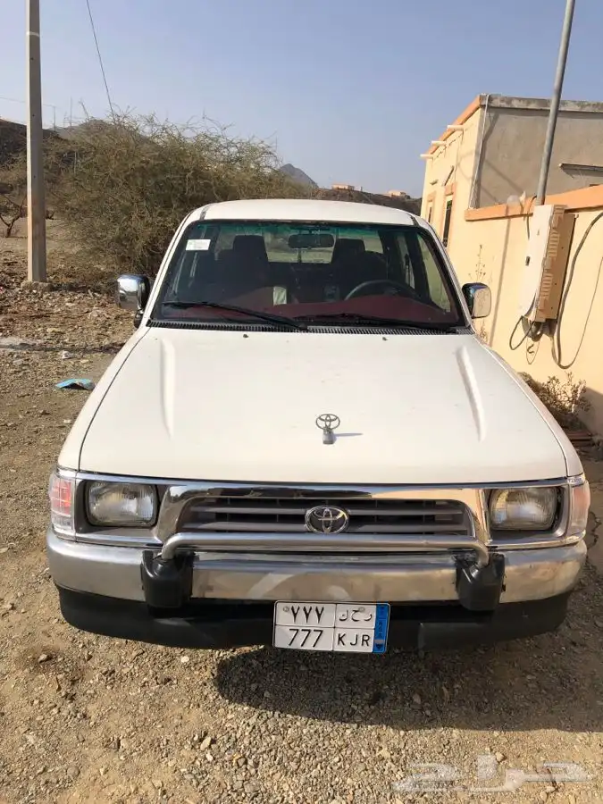 سيارة مديل 2001 مرشوشه رش تجميلي فقط بويه فون اصلي شريط اصل 2