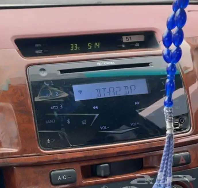 قطع هايلكس 2014 وكاله صدام ونور ومسجل 2